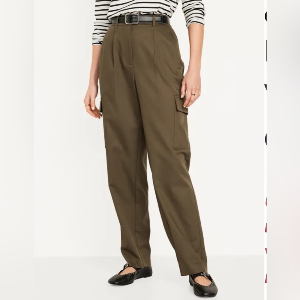 Old Navy Women’s Dark Olive Green Cargo high Rise Trousers L